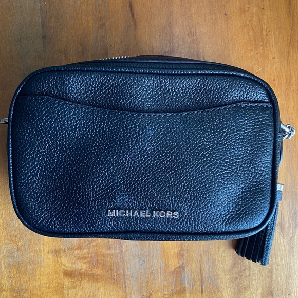 Michael Michael Kors convertible crossbody - Picture 9 of 13